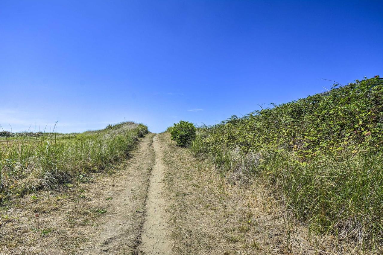 Coastal Pnw Gem With Hot Tub - Walk To Beach! Grayland Eksteriør bilde