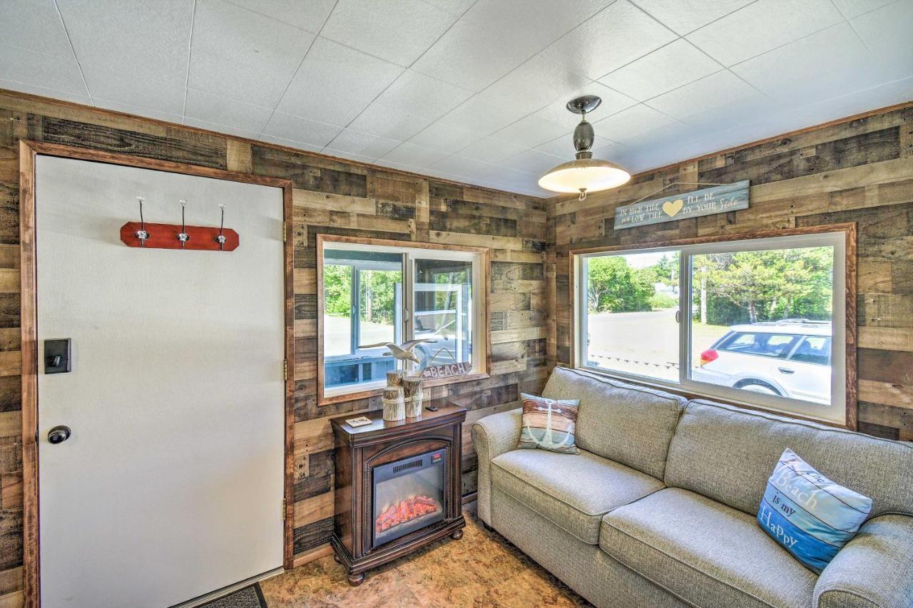 Coastal Pnw Gem With Hot Tub - Walk To Beach! Grayland Eksteriør bilde